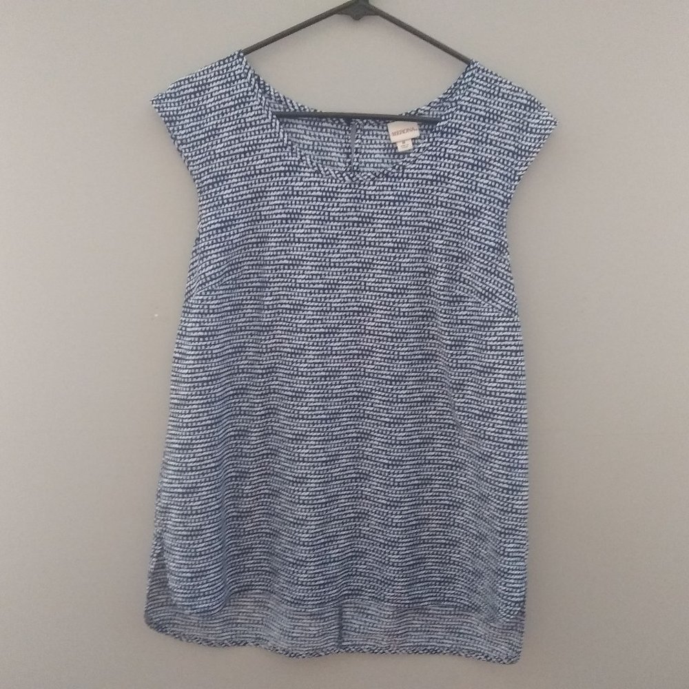 size M blue and white cap sleeve Merona blouse